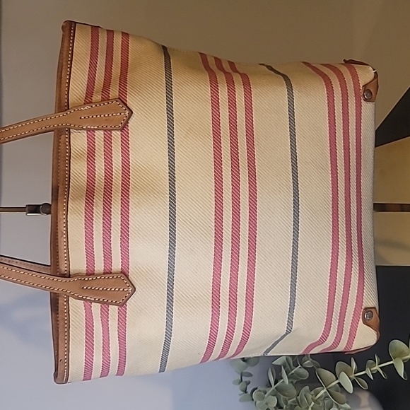VINTAGE BURBERRY CANVAS TOTE BAG - Picture 3 of 9